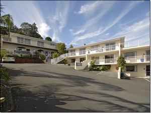Freehold Motel sale with great views, excellent chattels, spacious rooms and easy to operate by one person  